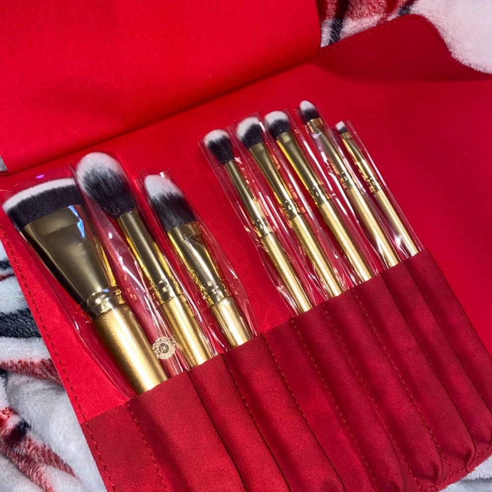 Luxie glitter and gold brush set